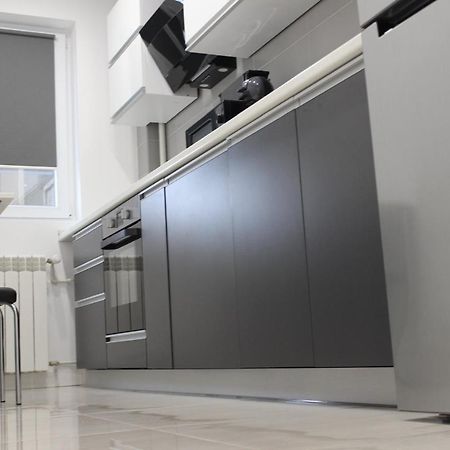 Luxury City Center Apartment - Romana Bucarest Exterior foto