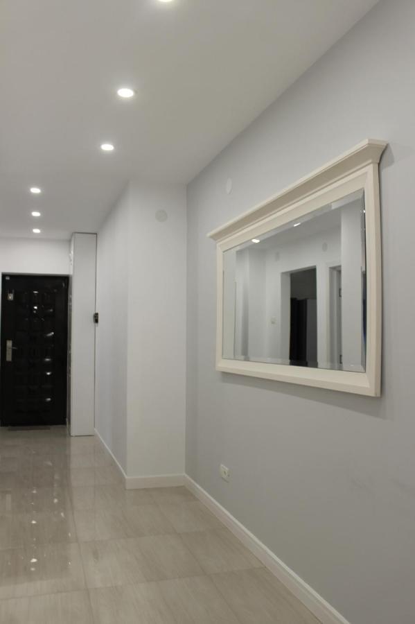 Luxury City Center Apartment - Romana Bucarest Exterior foto