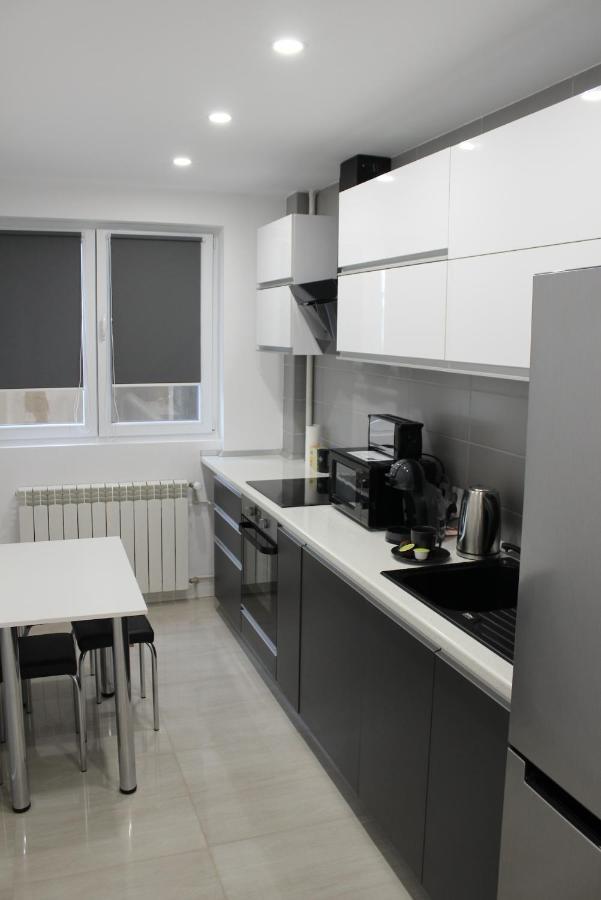 Luxury City Center Apartment - Romana Bucarest Exterior foto