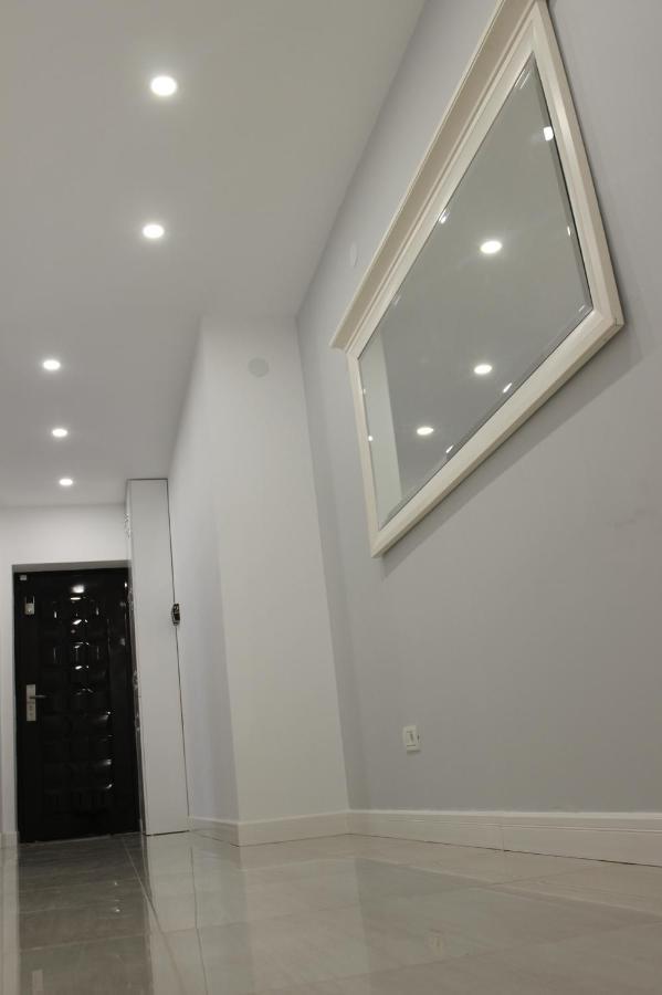 Luxury City Center Apartment - Romana Bucarest Exterior foto